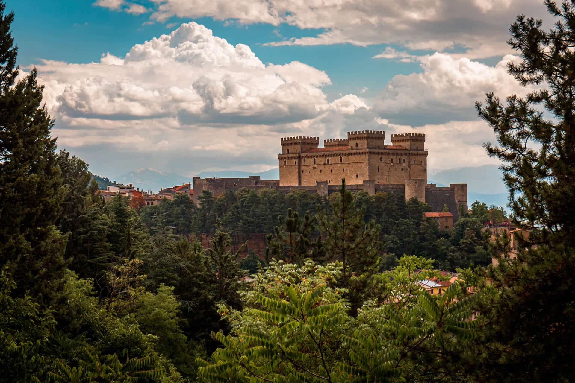 img comune celano veduta