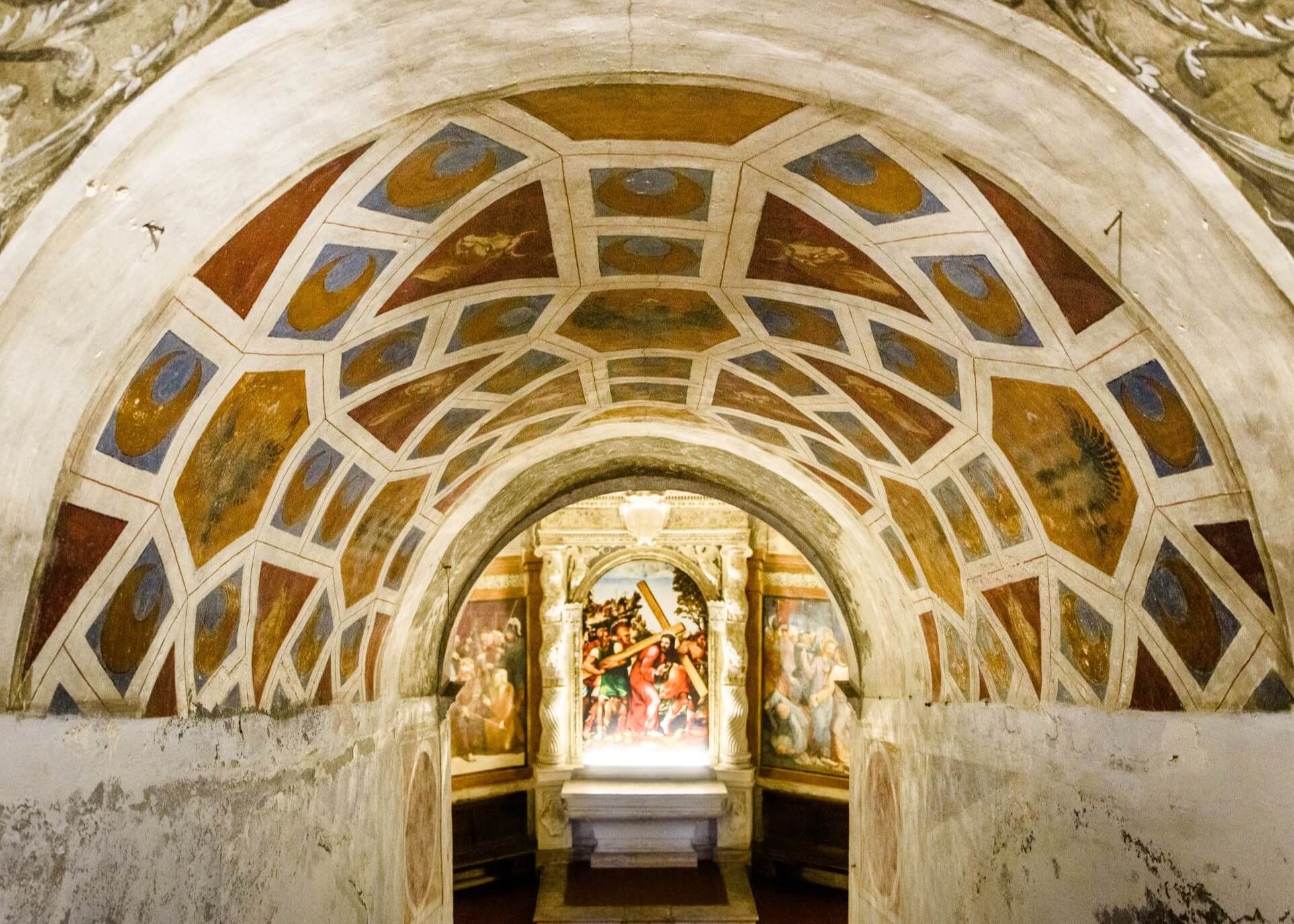 stemma nobiliare piccolomini chiesa santa maria valleverde